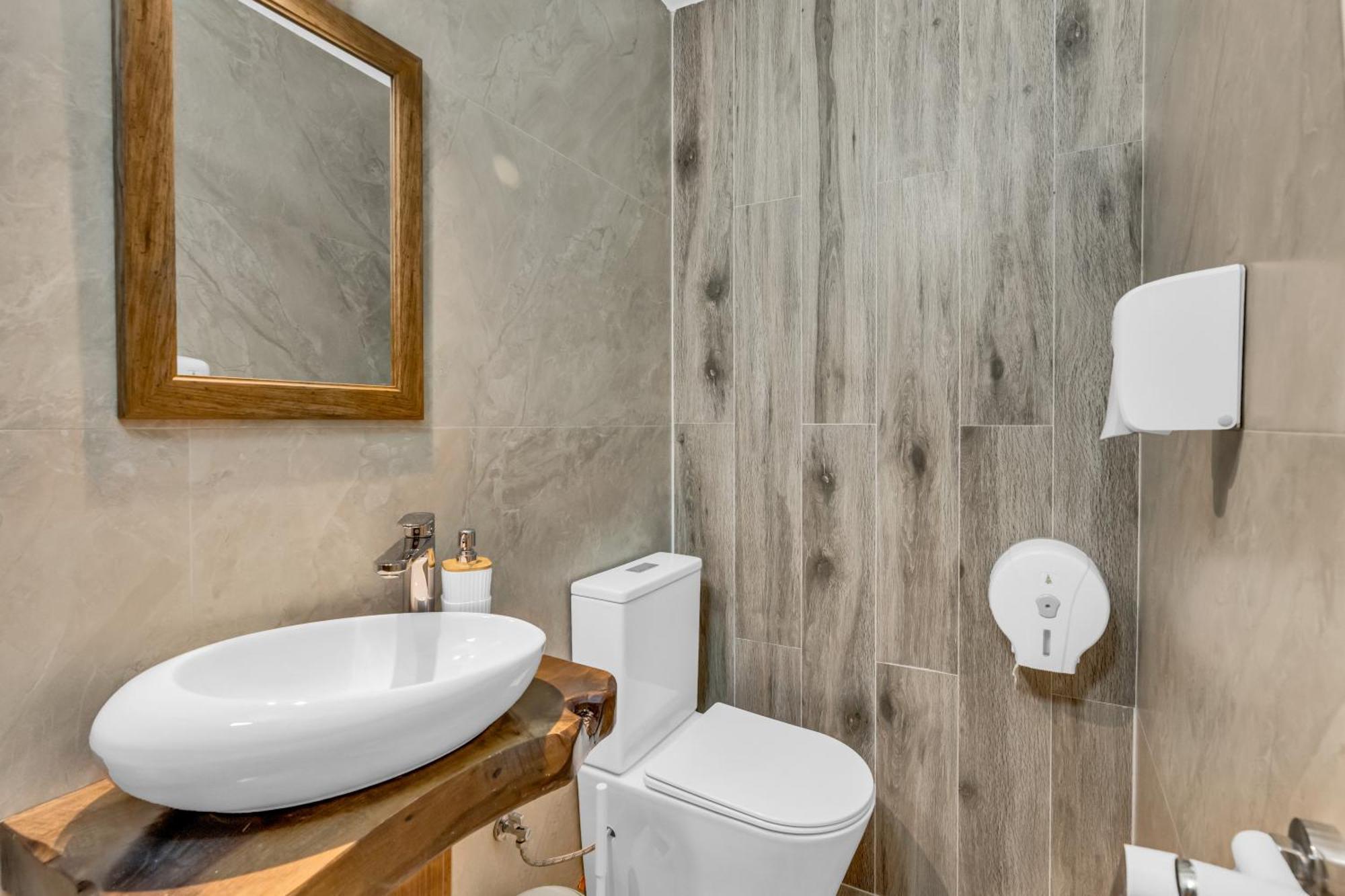 Hotel Bohem בראט מראה חיצוני תמונה