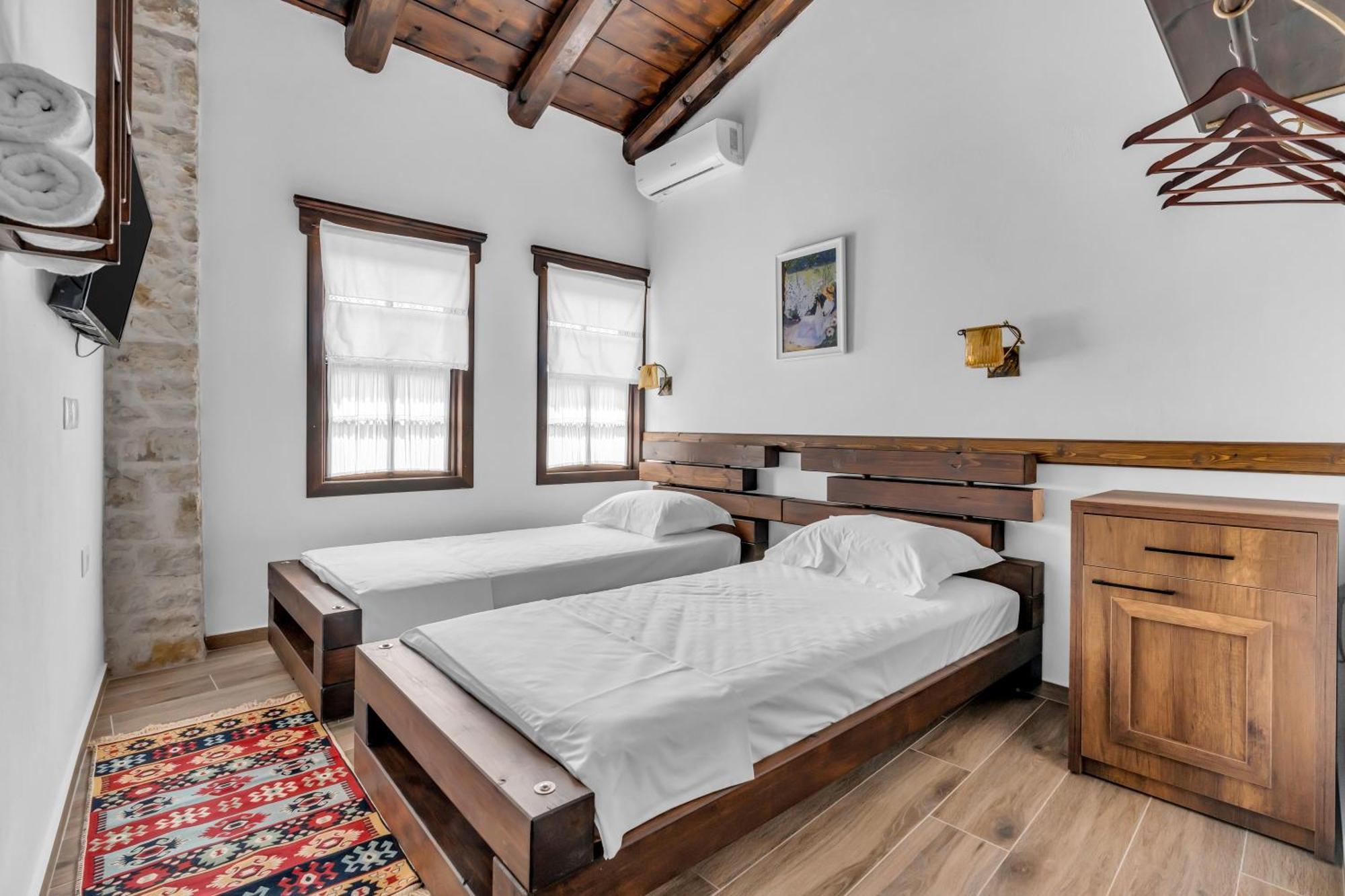 Hotel Bohem בראט מראה חיצוני תמונה