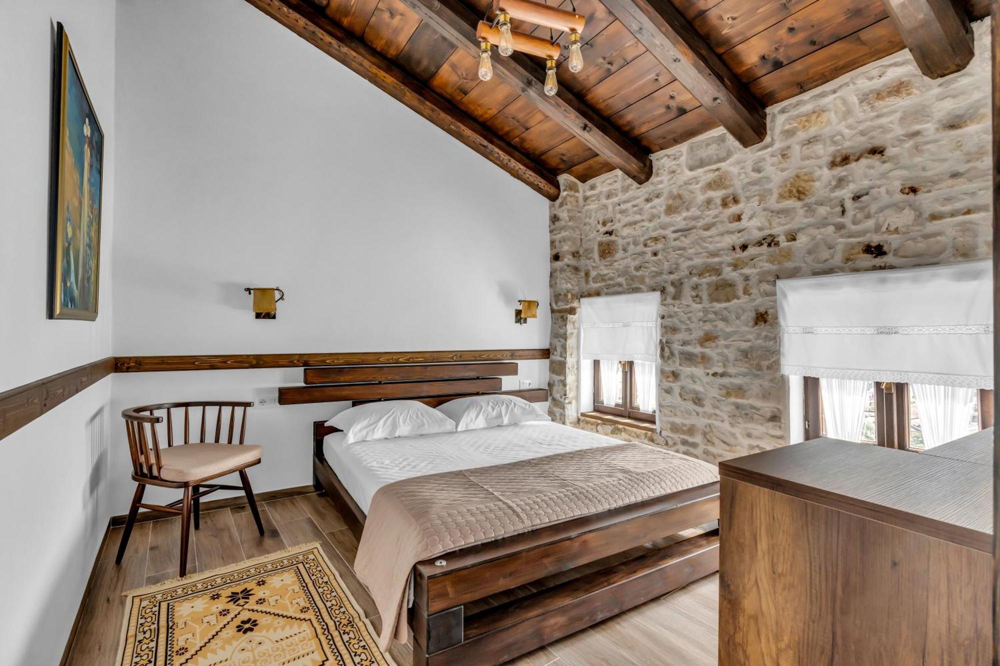 Hotel Bohem בראט מראה חיצוני תמונה